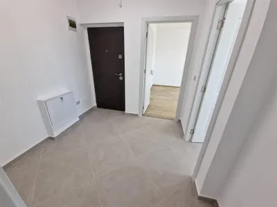 Apartament INTABULAT 2 camere luxcapat CUG zona vile - Iasi