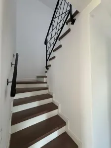 Casa moderna si spatioasa cu 4 camere si curte - zona Horpaz - 890EUR - foto 12