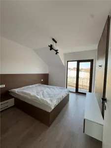 Casa moderna si spatioasa cu 4 camere si curte - zona Horpaz - 890EUR - foto 4