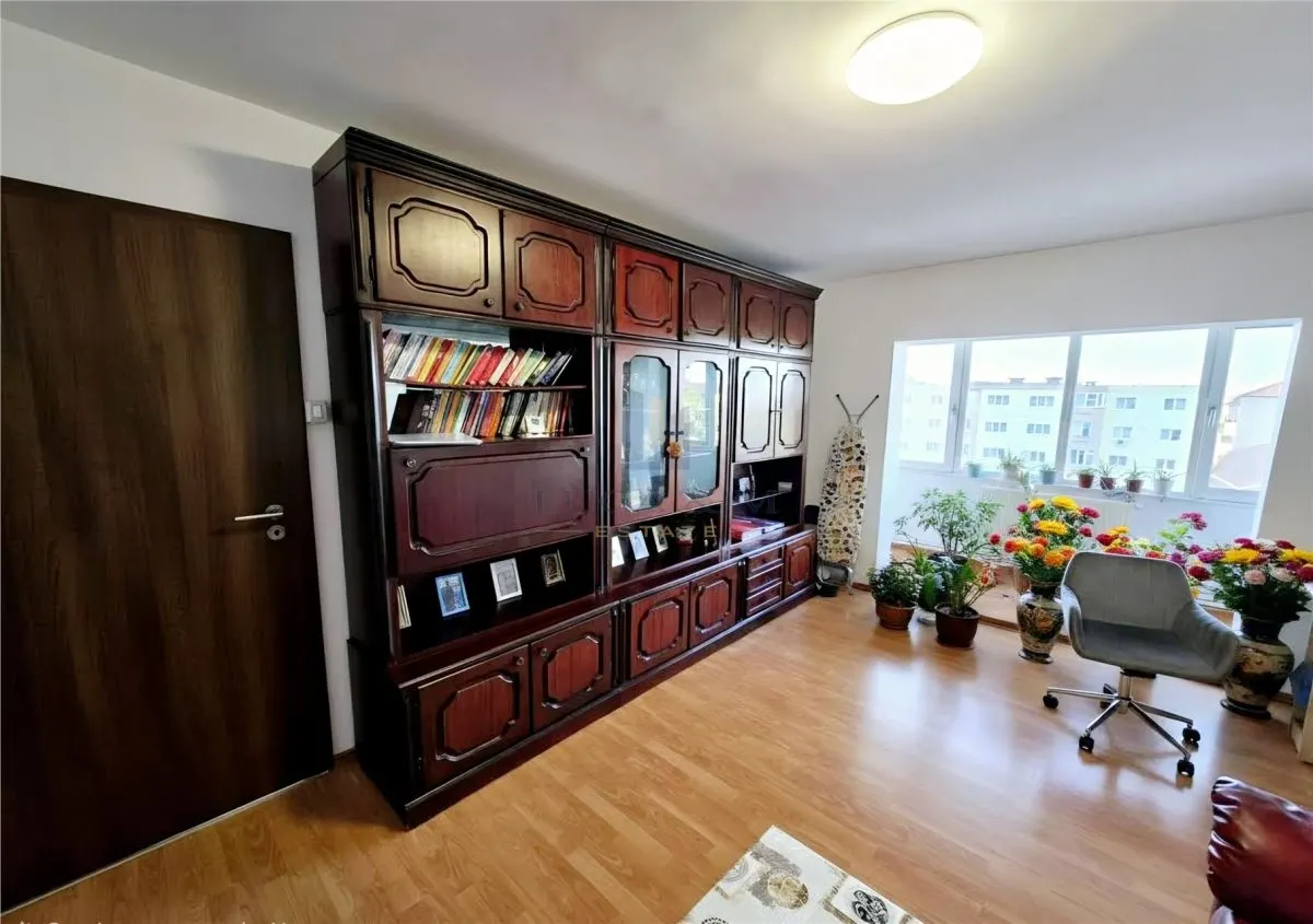 Apartament 3 camere, Girocului - foto 9
