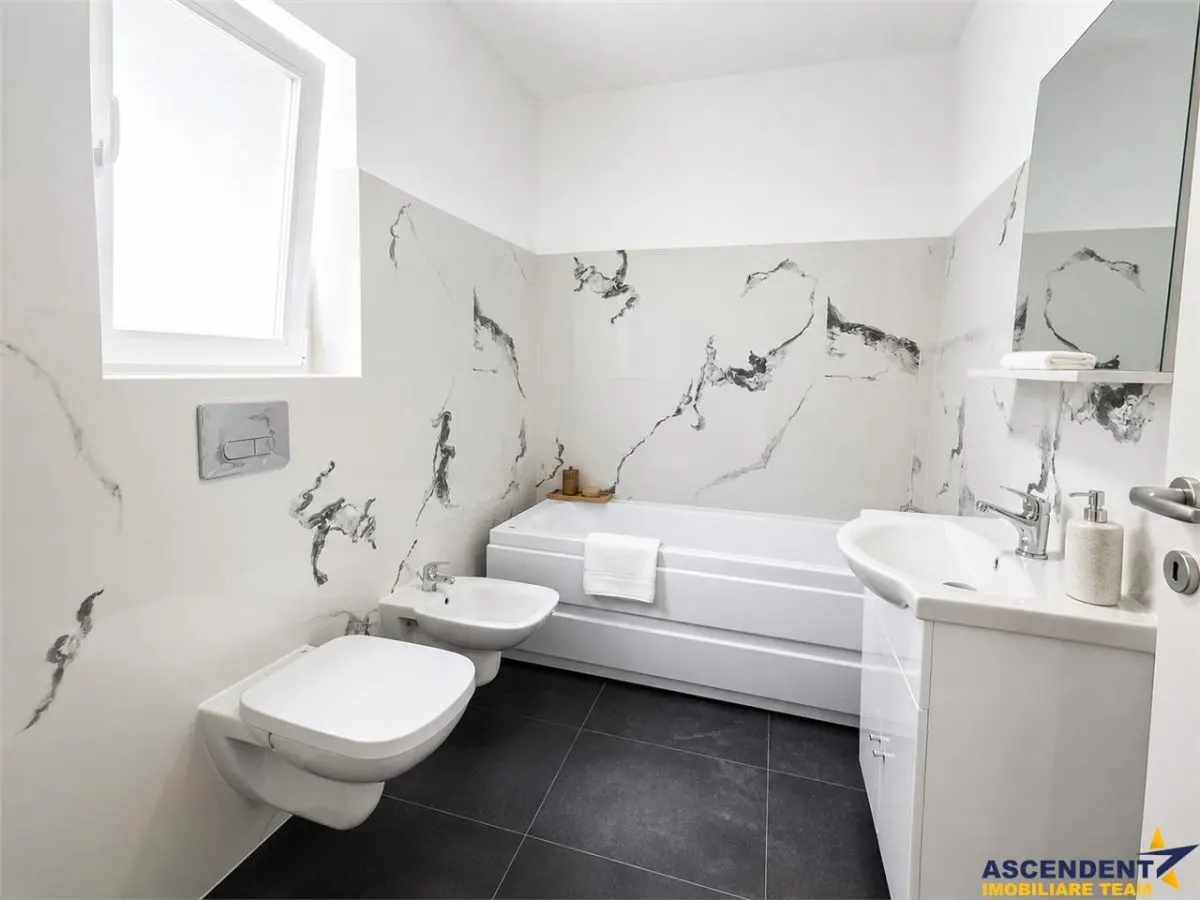 Casa mobilata si utilata, curte individuala, Izvor, Tarlungeni, Brasov - foto 5