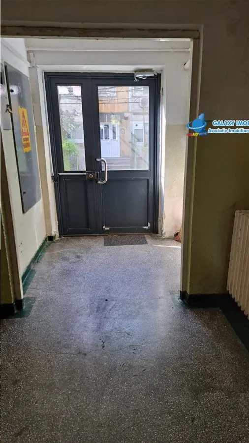 Vanzare apartament 2 camere ZETARILOR - foto 24