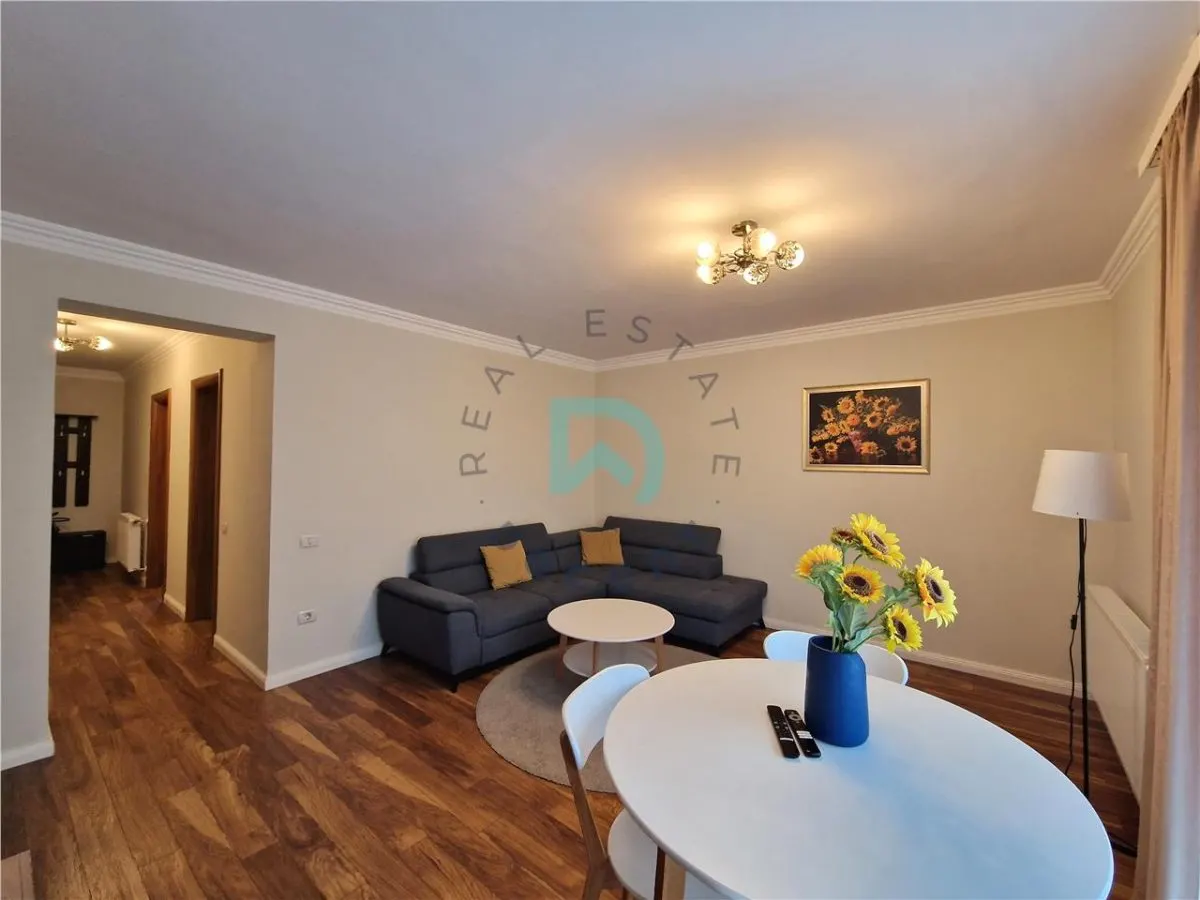 Apartament 2 camere, mobilat, utilat, parcare, Tractorul, Brasov - foto 1