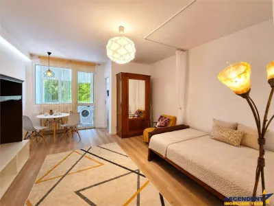Garsoniera renovata, Piata Dacia, Bulevardul Victoriei, Brasov - Brasov