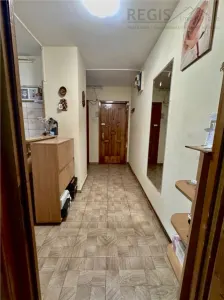Apartament cu 3 camere , 2 bai si parcare -Profi Tractoru - foto 6