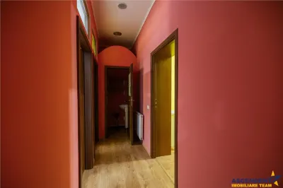 Casa pretabila: rezidential/ comercial/ servicii  Central, Fagaras - foto 21