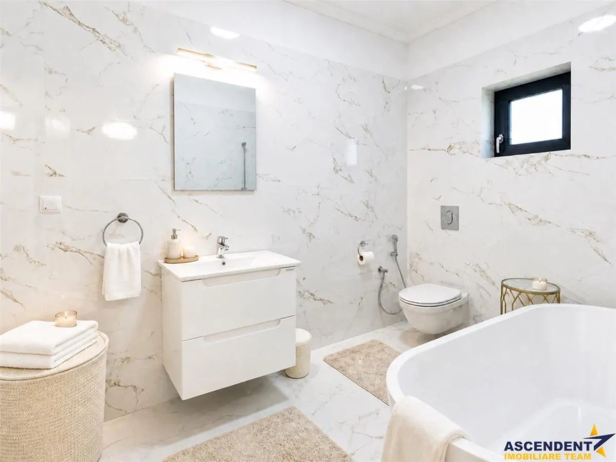 LUX Vila cu parc privat 1.250mp, spa, barbeque, privelisti pretioase, Rasnov - foto 16