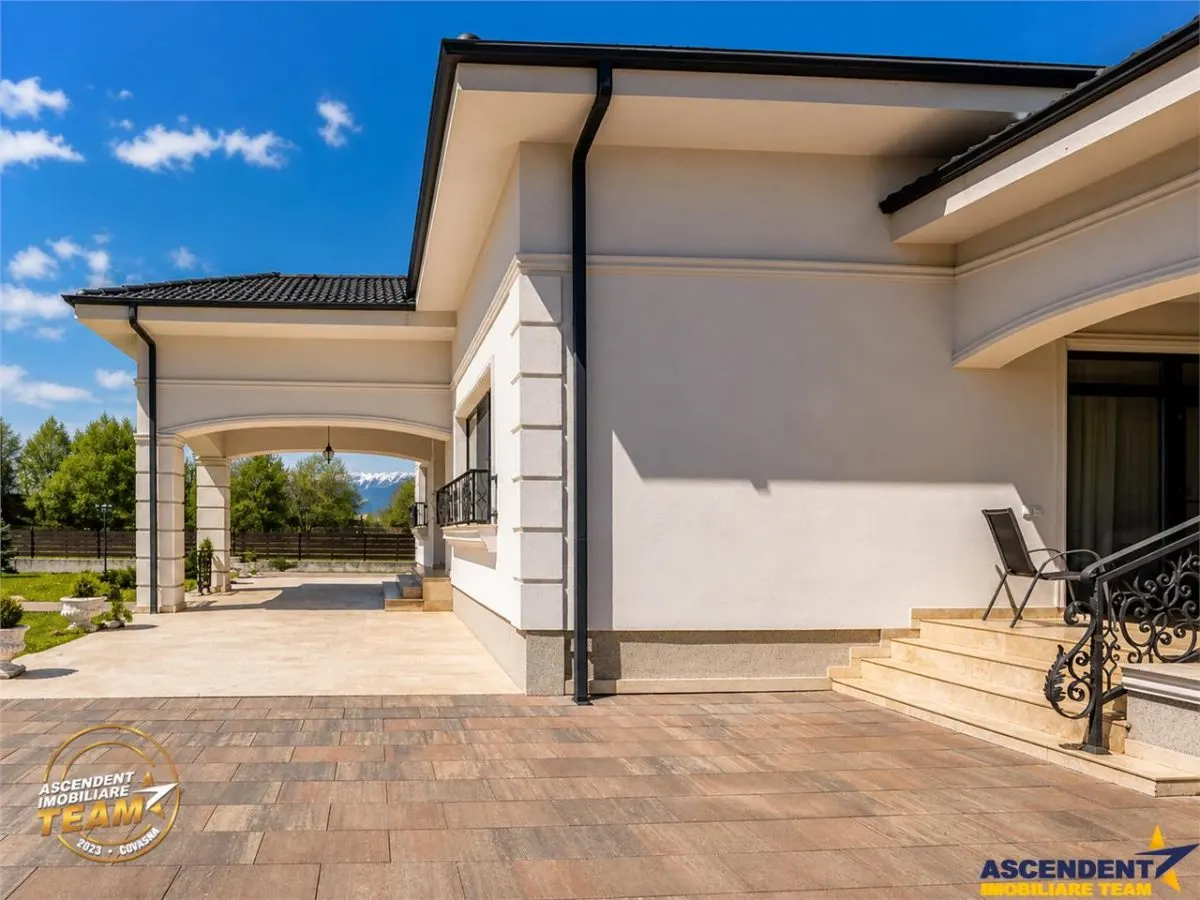 LUX Vila cu parc privat 1.250mp, spa, barbeque, privelisti pretioase, Rasnov - foto 24