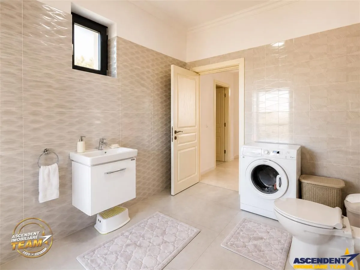 LUX Vila cu parc privat 1.250mp, spa, barbeque, privelisti pretioase, Rasnov - foto 25