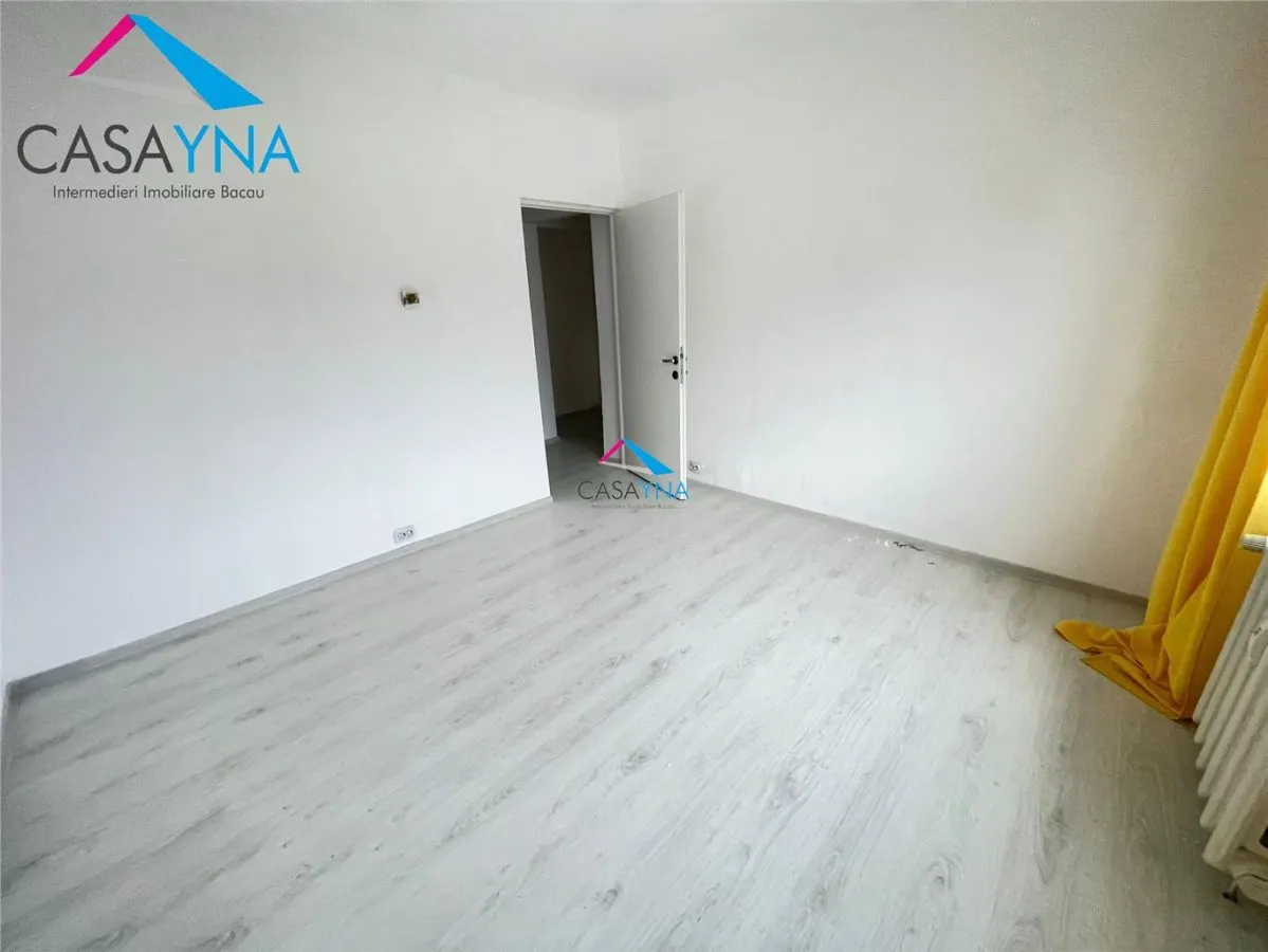 Decomandat- 2 camere, etaj 3, zona Nord - foto 3