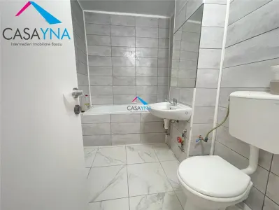 Decomandat- 2 camere, etaj 3, zona Nord - foto 6