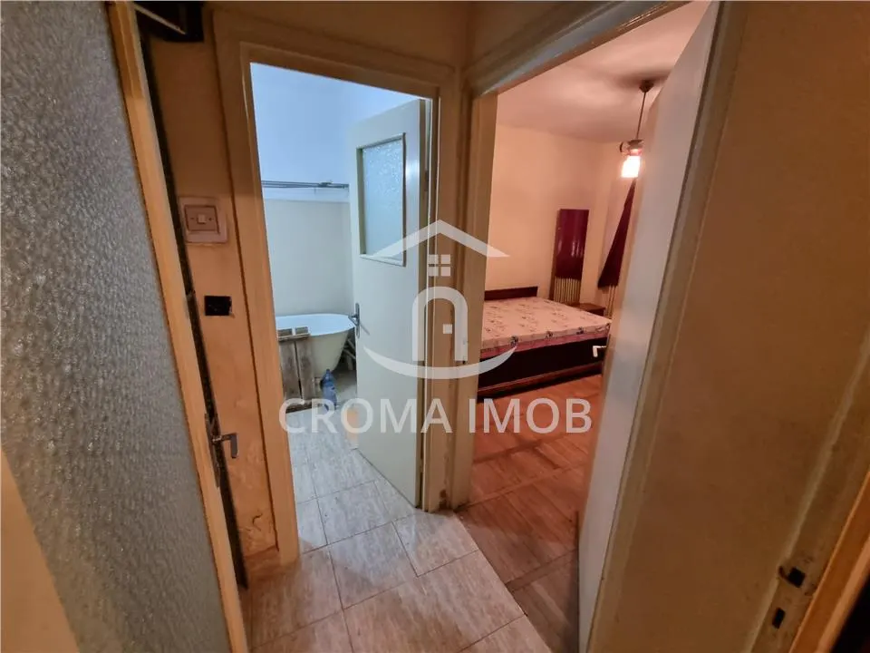 Vanzare apartament 2 camere, Ploiesti str Democratiei - foto 4