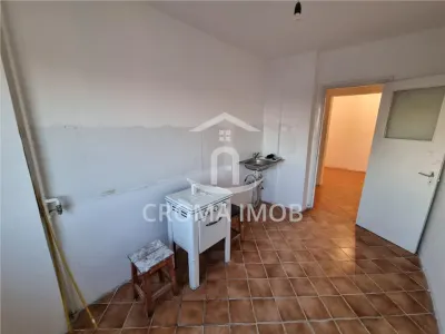 Vanzare apartament 2 camere, decomandat, zona Sud, Bariera Bucuresti, Ploiesti - foto 7