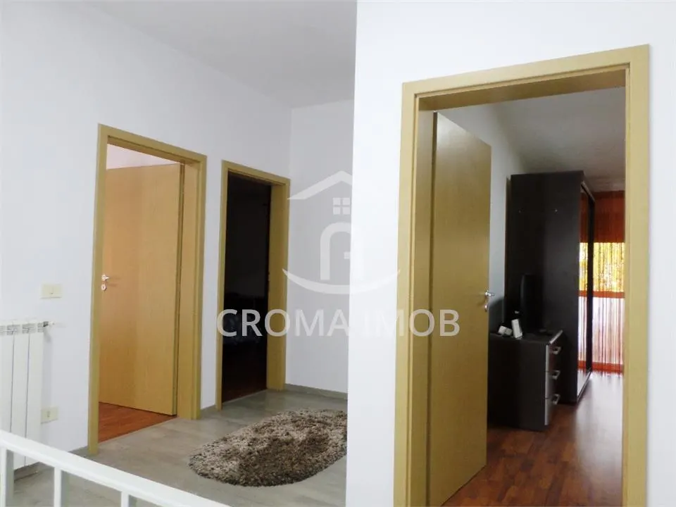 Inchiriere Casa 4 camere, curte proprie, cartier Mica Roma, Bucov - foto 13