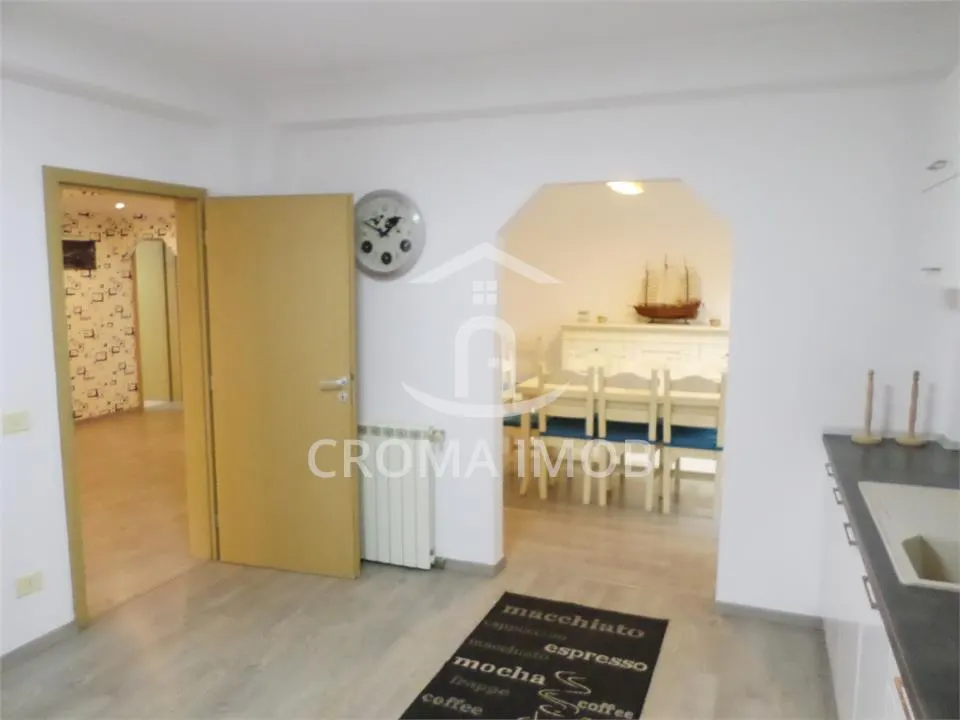 Inchiriere Casa 4 camere, curte proprie, cartier Mica Roma, Bucov - foto 8