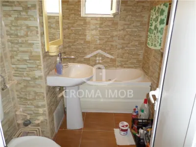 Apartament 2 camere de inchiriat in Ploiesti, zona Ienachita Vacarescu - foto 14