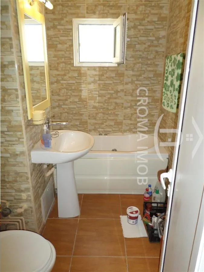 Apartament 2 camere de inchiriat in Ploiesti, zona Ienachita Vacarescu - foto 15