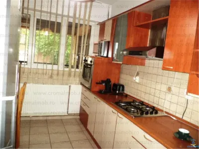 Inchiriere vila 3 camere, Ploiesti, zona Nord/Cartier Albert - foto 3