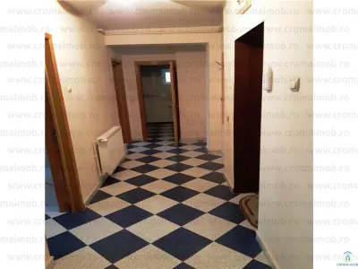 Inchiriere duplex 5 camere, Ploiesti, zona Ultracentrala - foto 16