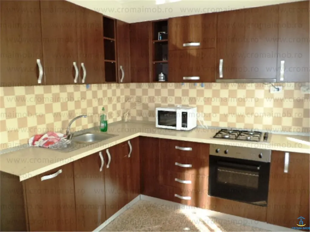 Inchiriere Vila 4 camere, zona Exterior Nord, Ploiesti - foto 8