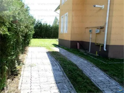Vila 6 camere de inchiriat Exterior Est - foto 2
