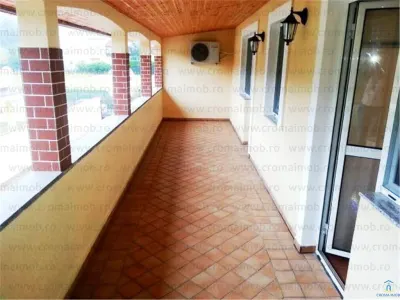 CromaImob - Inchiriere vila de lux 5 camere Exterior Est - foto 19