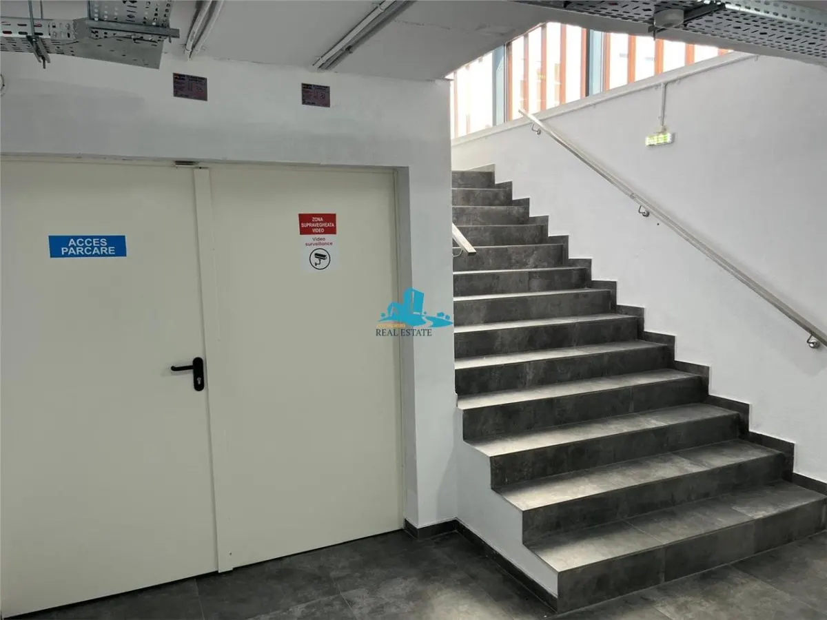Vanzare centru comercial Otopeni, randament net 8%, constructie noua - foto 11