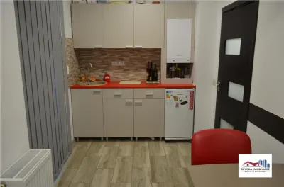 Apartament Bloc Nou 3 Camere 2 Bai si 2 Parcari Private de Vanzare Zona Tudor - foto 6