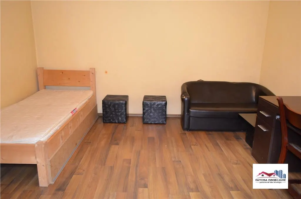 Apartament 1 Camera si Parcare Inclusa de Inchiriat Zona Ultracentrala - foto 2