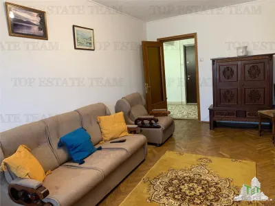 Apartament  3 Camere - Spitalul Judetean - Decomandat - Radet - Termen lung - foto 2