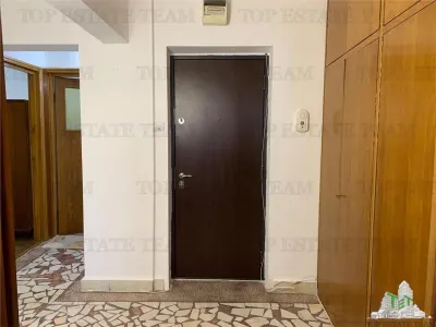 Apartament  3 Camere - Spitalul Judetean - Decomandat - Radet - Termen lung - foto 12