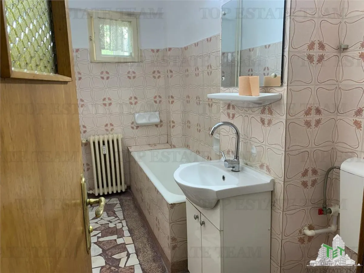Apartament  3 Camere - Spitalul Judetean - Decomandat - Radet - Termen lung - foto 17