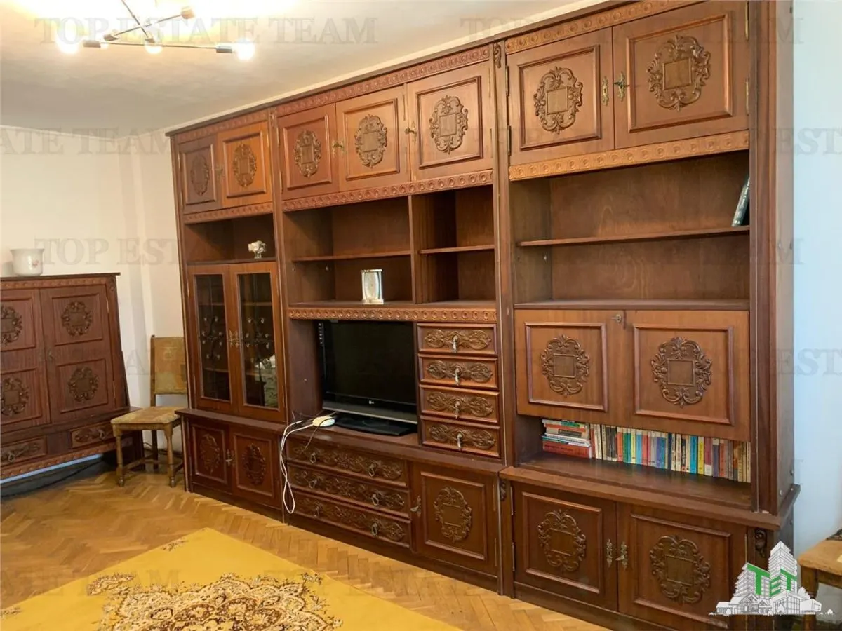 Apartament  3 Camere - Spitalul Judetean - Decomandat - Radet - Termen lung - foto 3