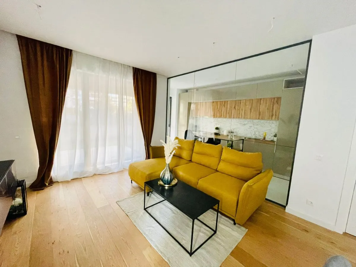 Apartament de inchriat 2 camere,gradina, parcare, Nusco City, NOU - foto 3
