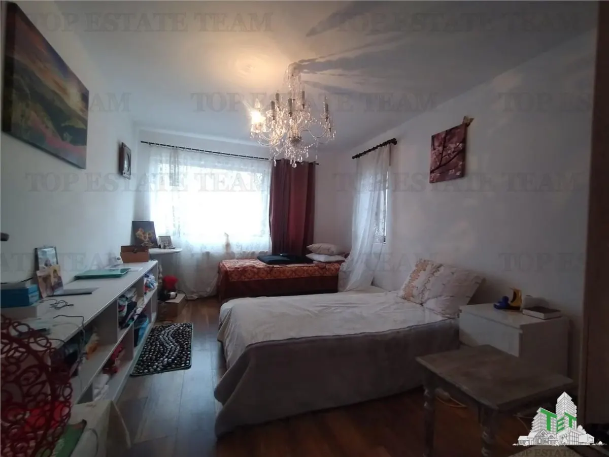 Casa spatioasa cu gradina in zona verde, cartier Green City, comuna 1 Decembrie - foto 6