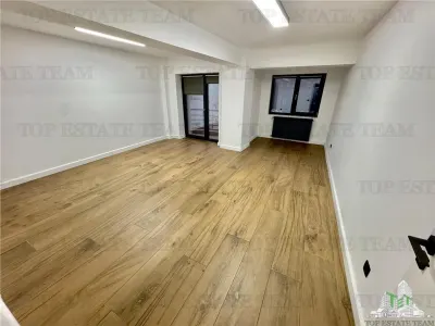 Spatiu office/ comercial  de inchiriat in Sectorul 1 /Zona Romexpo / Aproape de metrou - foto 5