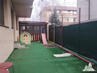 Vila cocheta 4 camere, zona linistita, cartier de case, Popesti Leordeni - foto 11