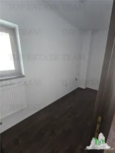 DE INCHIRIAT Vila 5 camere nemobilate in Chiajna - foto 8