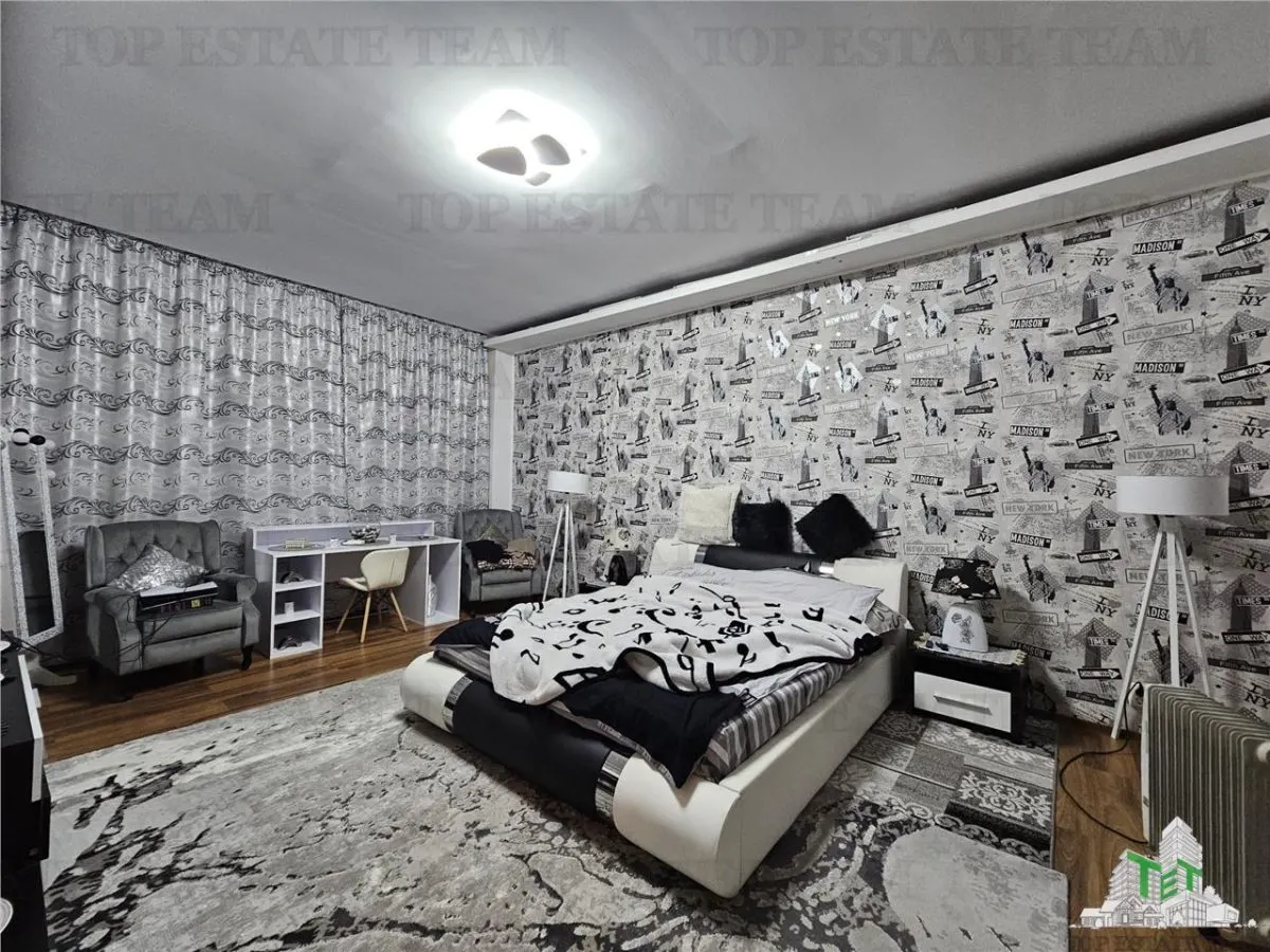 Casa spatioasa si versatila de vanzare in Eforie Nord - ideala pentru locuinta + afacere! - foto 15
