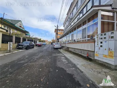Casa spatioasa si versatila de vanzare in Eforie Nord - ideala pentru locuinta + afacere! - foto 17