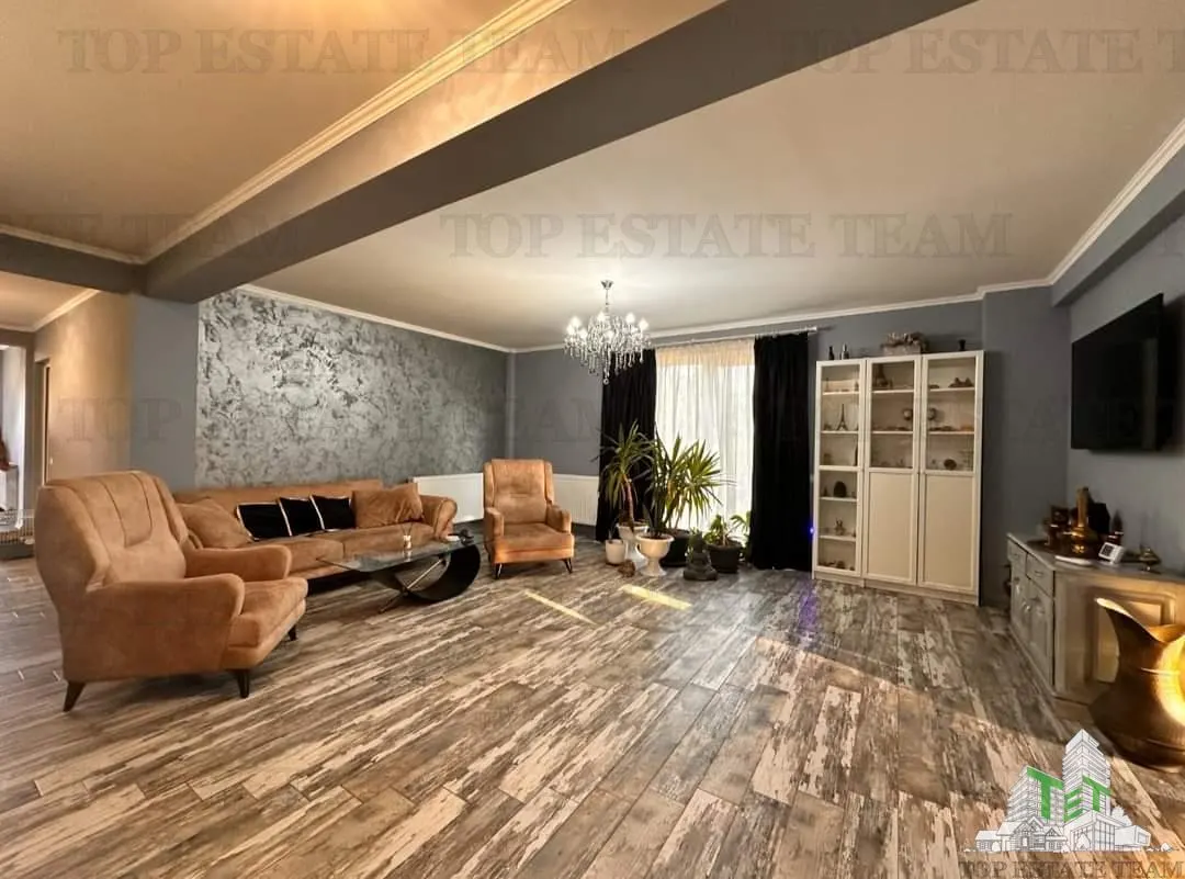Vila moderna + casa renovata cu 2 apartamente si teren generos  -  Palazu Mare , Constanta - foto 1