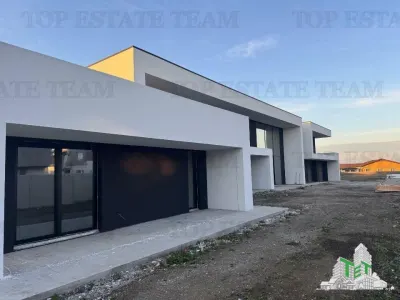 Casa de lux moderna cu 12 camere si piscina - Design minimalist inspirat din Miami | 1167 mp utili pe teren de 4000 mp - foto 10