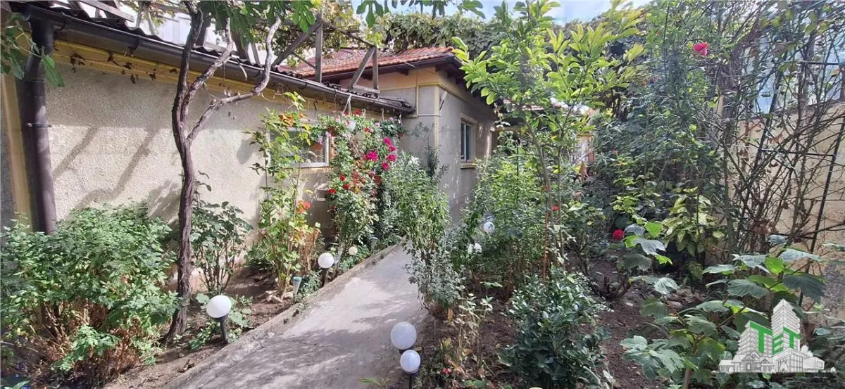 Casa rustica cu curte, 3 camere, zona Tabacarie, Constanta - foto 14