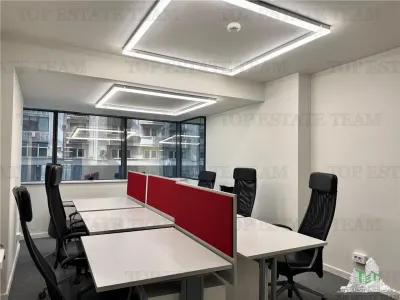 Spatiu comercial / office ultracentral de inchiriat complet utilat/recompartimentare la cerere  + parcari - foto 12