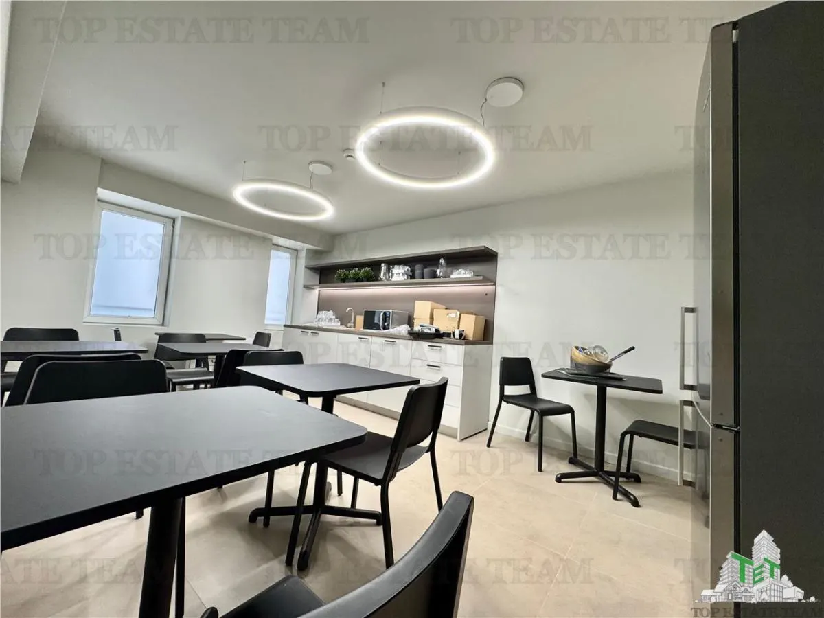 Spatiu comercial / office ultracentral de inchiriat complet utilat/recompartimentare la cerere  + parcari - foto 13