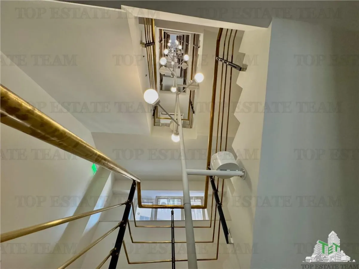 Oferta speciala ! Birou de inchiriat pentru 15 persoane la 1  minut distanta de metrou  + parcari + recompartimentare - foto 17