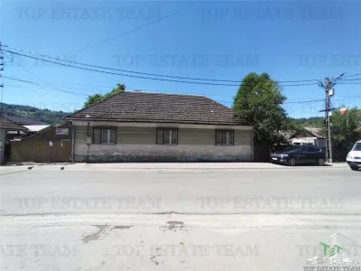 Casa de inchiriat ca spatiu comercial sau spatiu de birouri in Alba - Bistra