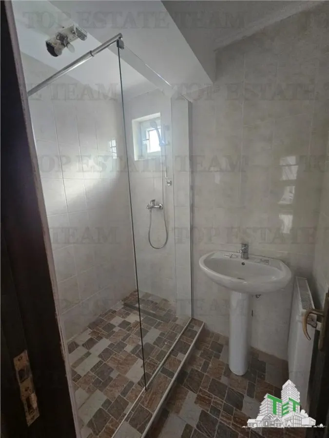 Cladire 9 incaperi (300mp utili) cu hala productie si depozit in Militari - foto 6