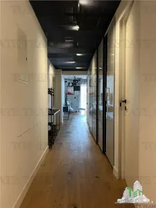 Apartament 3 camere de vanzare in zona Aviatiei - foto 2