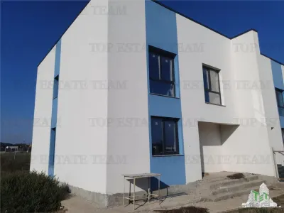 Casa cu etaj duplex la rosu cu finisaj exterior Agigea Constanta - Agigea